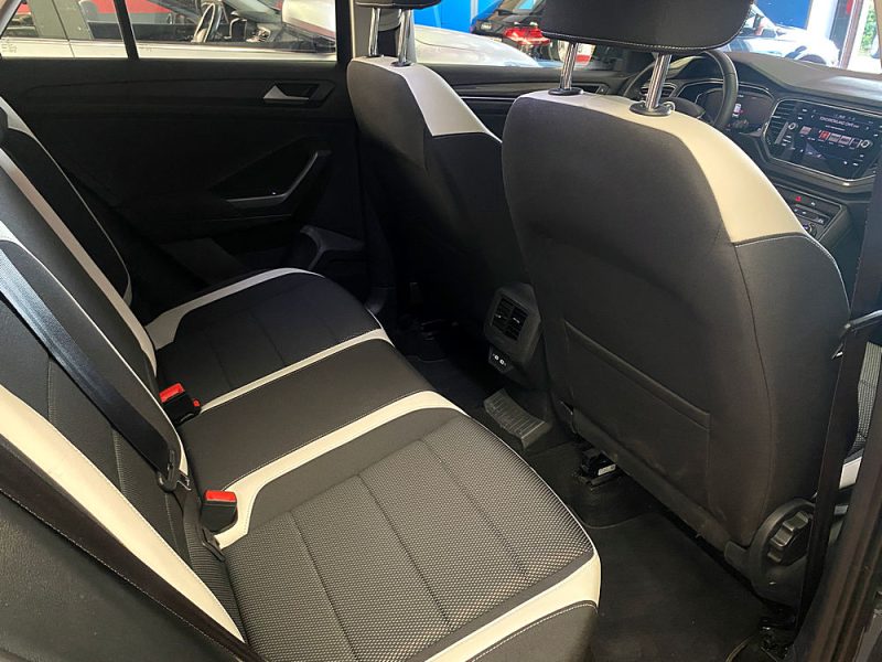 VOLKSWAGEN T-ROC 2021