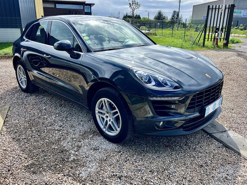 PORSCHE MACAN 2016