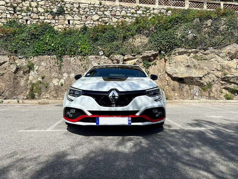 RENAULT MEGANE IV 300 RS TROPHY-R