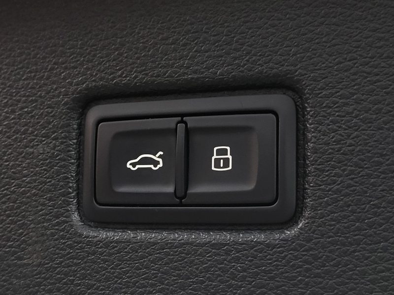 AUDI SQ7 4.0 V8 TDI 435cv Quattro Boîte Auto Tiptronic8 7 Places