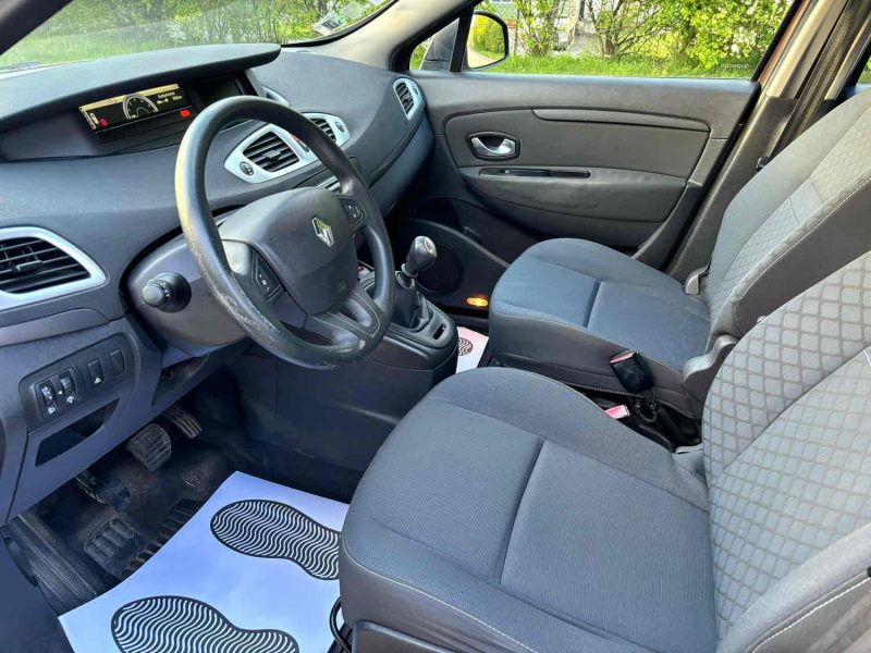 RENAULT GRAND SCENIC III 2009