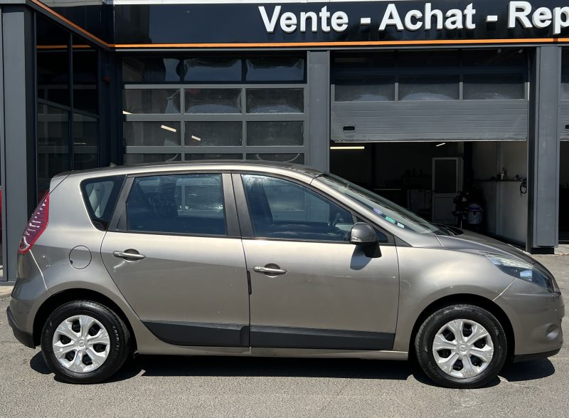 RENAULT SCENIC 3 III 1.6 BIO ETHANOL 110 Cv CRIT AIR 1 ESSENCE / ETHANOL D'ORIGINE - GARANTIE 1 AN