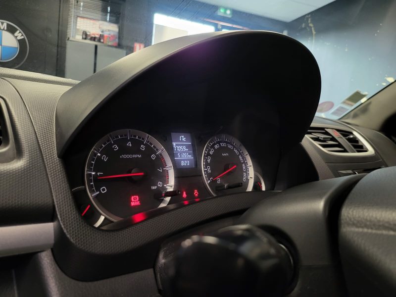 SUZUKI SWIFT 1.2 VVT 94cv GLX PACK / TOIT OUVRANT+RADAR DE RECUL+REGULATEUR DE VITESSE+2ÈME MAIN