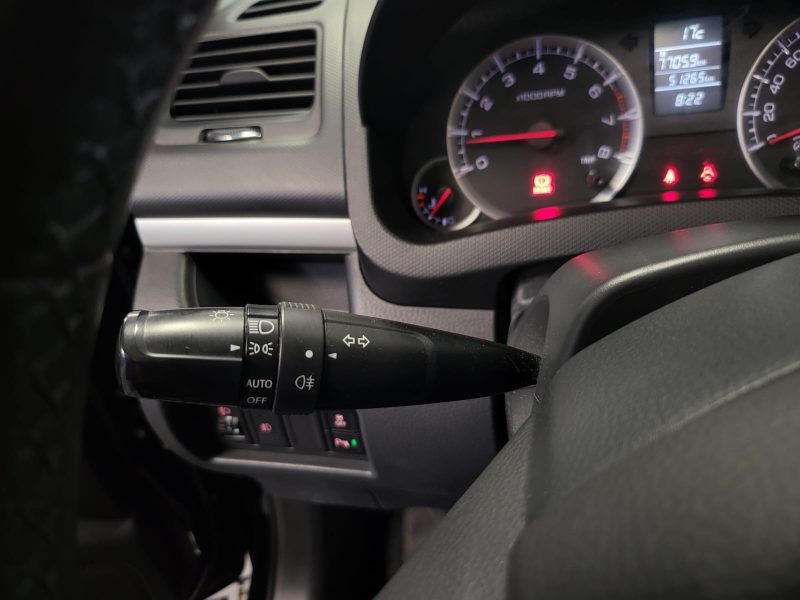 SUZUKI SWIFT 1.2 VVT 94cv GLX PACK / TOIT OUVRANT+RADAR DE RECUL+REGULATEUR DE VITESSE+2ÈME MAIN