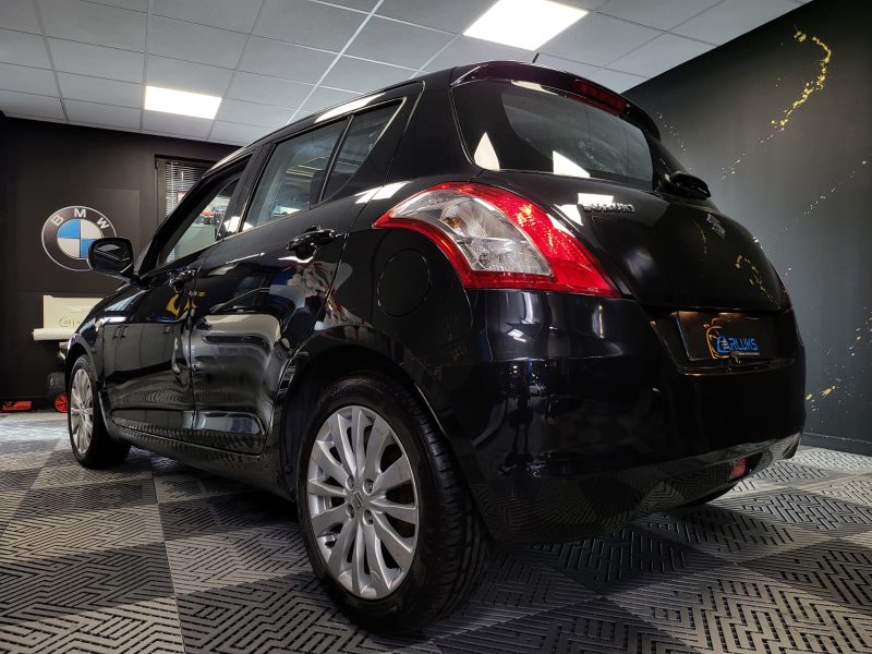 SUZUKI SWIFT 1.2 VVT 94cv GLX PACK / TOIT OUVRANT+RADAR DE RECUL+REGULATEUR DE VITESSE+2ÈME MAIN