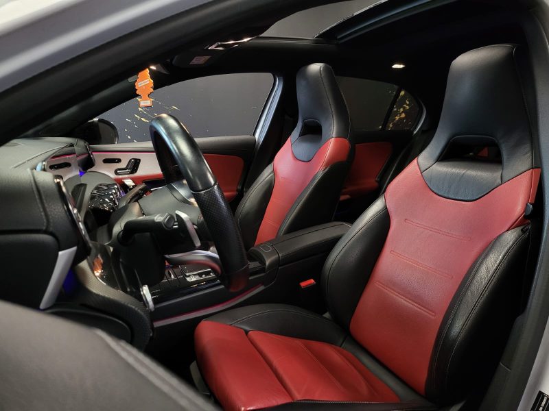 MERCEDES CLASSE A 180 136cv AMG LINE TOIT OUVRANTS / SIEGES A MEMOIRES / KEYLESS GO / PACK LUMIERE D