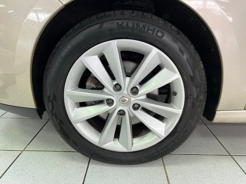 RENAULT SCENIC III 1.9 dCi 130cv JADE