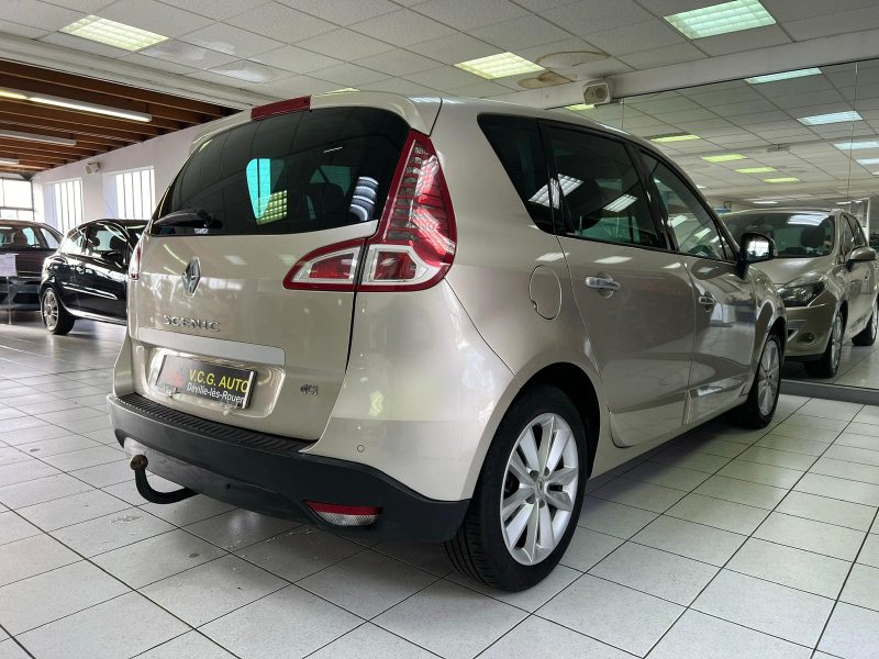 RENAULT SCENIC III 1.9 dCi 130cv JADE