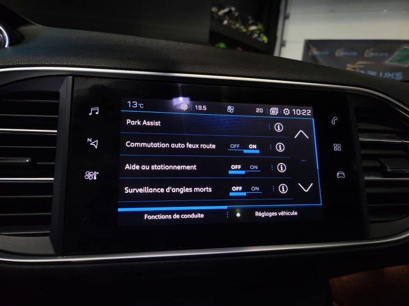 PEUGEOT 308 SW II 1.2 PureTech 130cv GT-Line BVM6 / SIEGES CHAUFFANT-MASSANT/APPLE CARPLAY/CAMERA DE