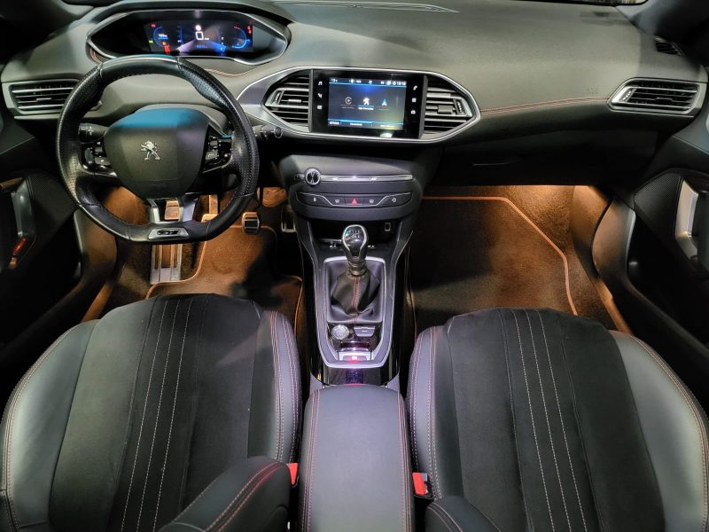 PEUGEOT 308 SW II 1.2 PureTech 130cv GT-Line BVM6 / SIEGES CHAUFFANT-MASSANT/APPLE CARPLAY/CAMERA DE