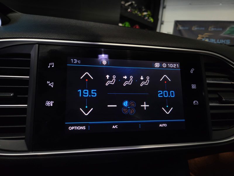 PEUGEOT 308 SW II 1.2 PureTech 130cv GT-Line BVM6 / SIEGES CHAUFFANT-MASSANT/APPLE CARPLAY/CAMERA DE