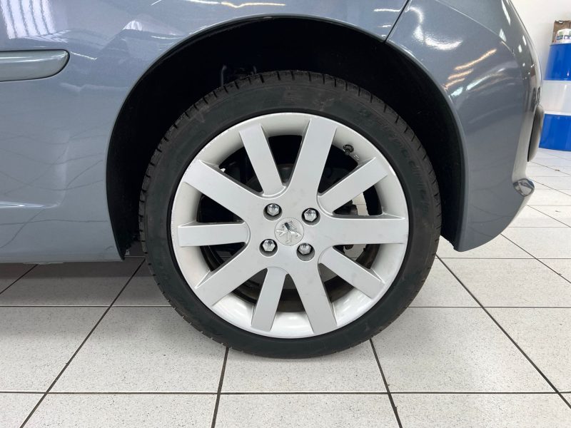 PEUGEOT 207 1.6 HDi 110cv FAP GRIFFE