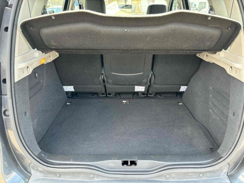 RENAULT SCENIC III 1.5 DCI 85 CARMINAT TOMTOM