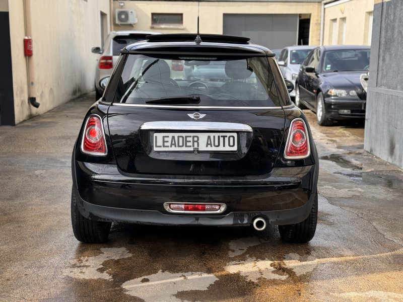 MINI  COOPER  2011