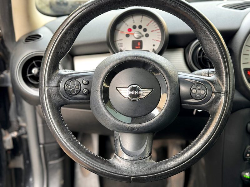MINI  COOPER  2011