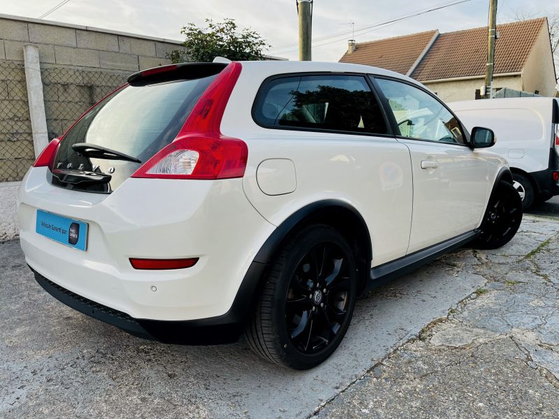 VOLVO C30 2013