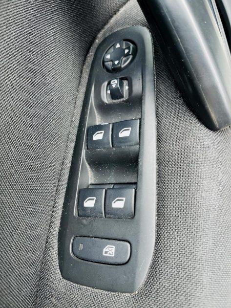 PEUGEOT 308 SW II 2018