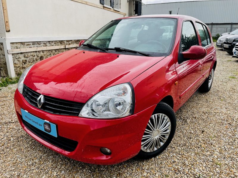 RENAULT CLIO II 2010