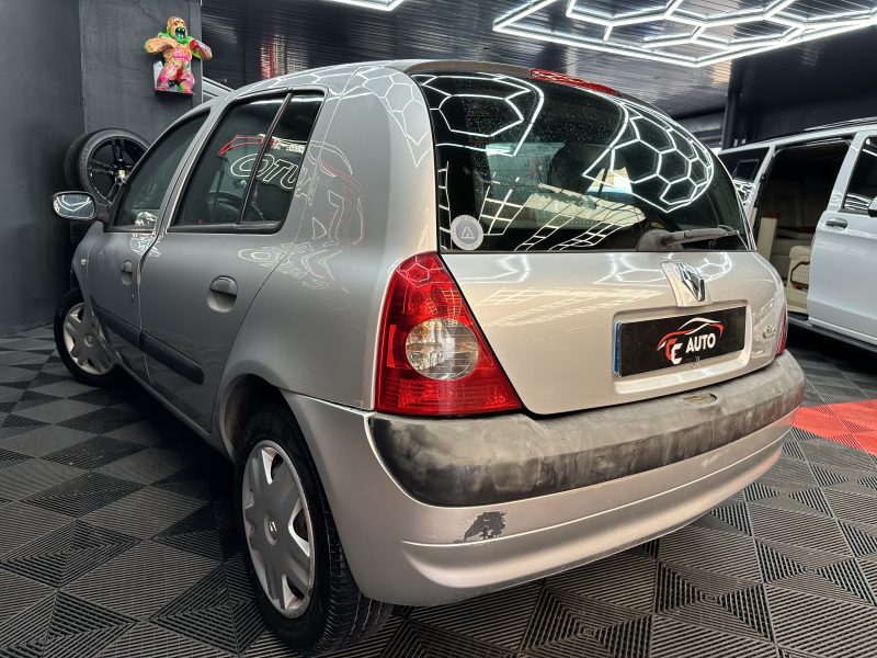 RENAULT CLIO II 2005