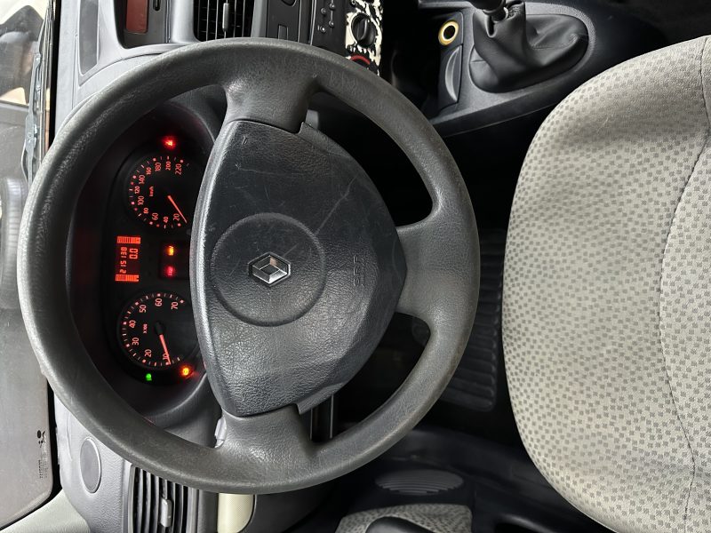 RENAULT CLIO II 2005