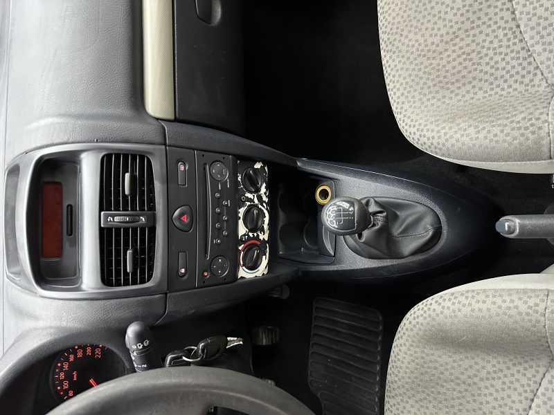 RENAULT CLIO II 2005