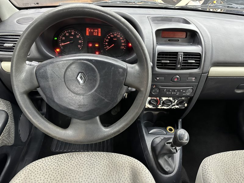 RENAULT CLIO II 2005