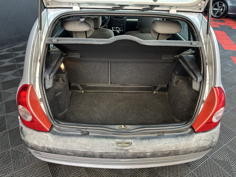 RENAULT CLIO II 2005