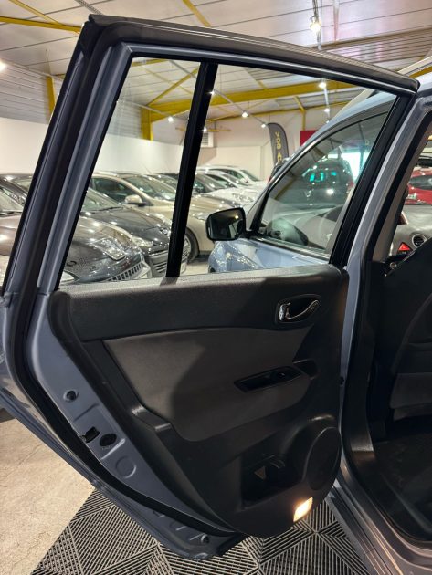 RENAULT KOLEOS I 2008