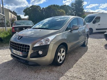 PEUGEOT 3008 1.6 HDI 115 BLUE LION