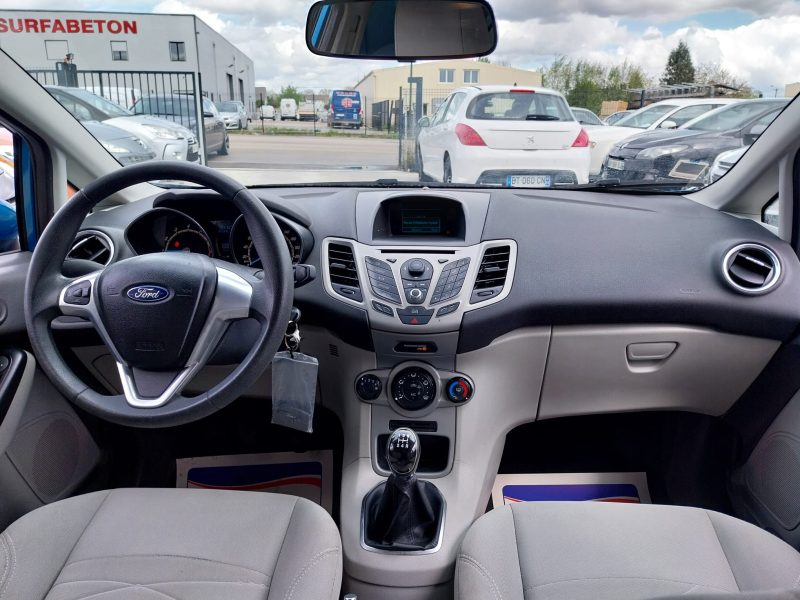 FORD FIESTA VI 1.25 82 Trend