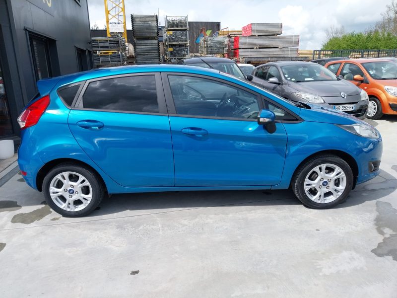 FORD FIESTA VI 1.25 82 Trend