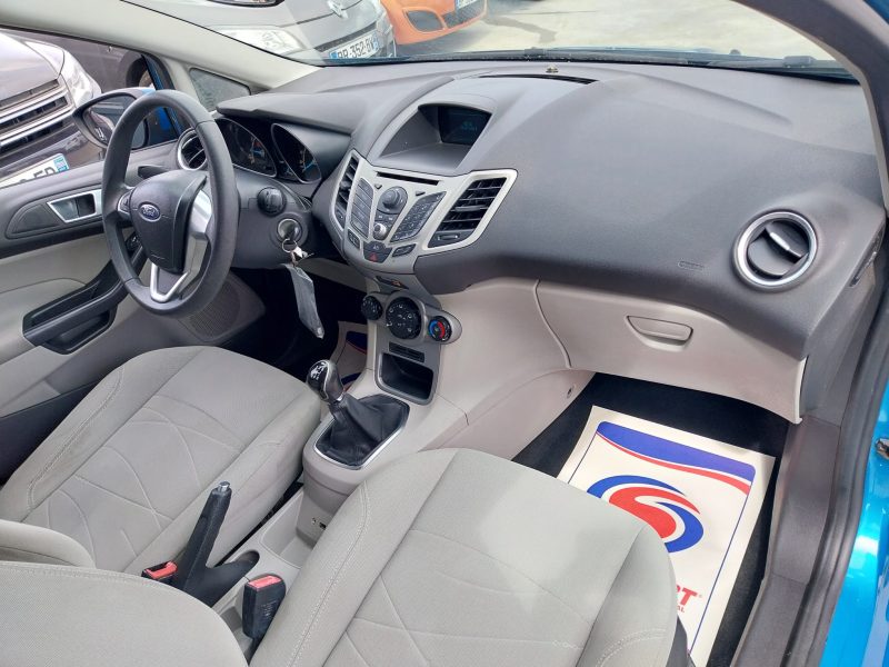 FORD FIESTA VI 1.25 82 Trend