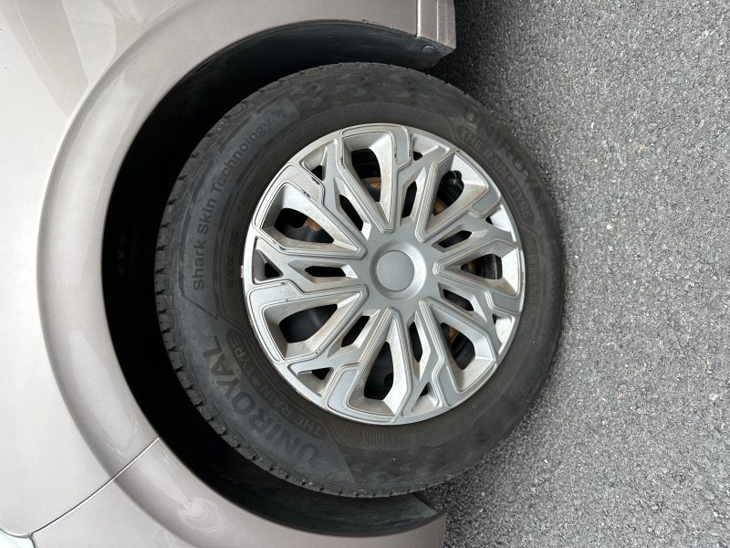 PEUGEOT 208 1.4 HDi ACTIVE 70ch Crit’Air2  2013