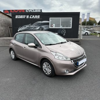 PEUGEOT 208 1.4 HDi ACTIVE 70ch Crit’Air2  2013