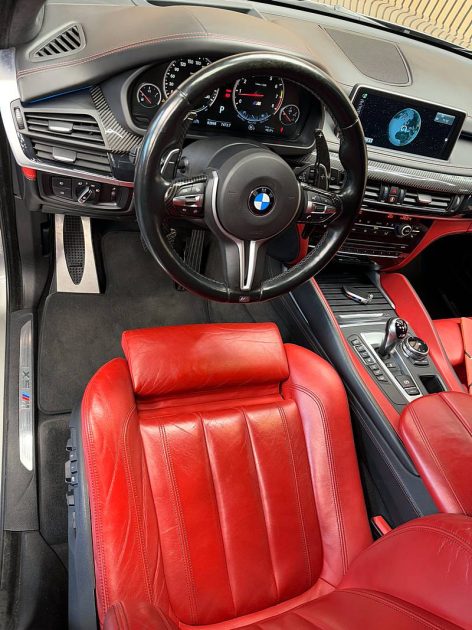 B.M.W. X5 2015