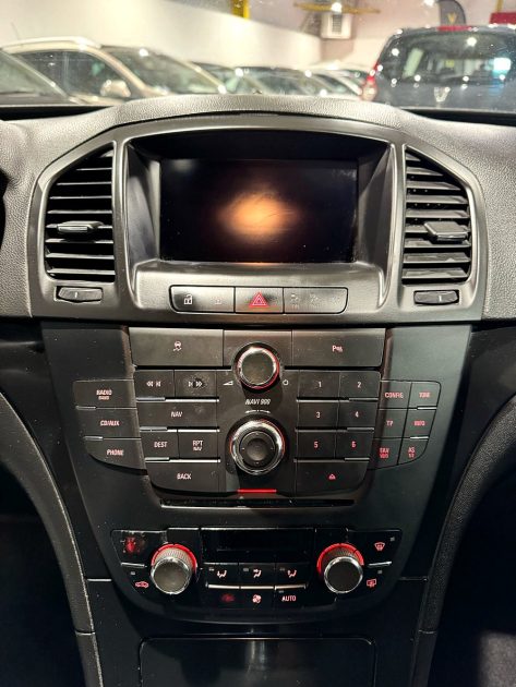 OPEL INSIGNIA A 2012