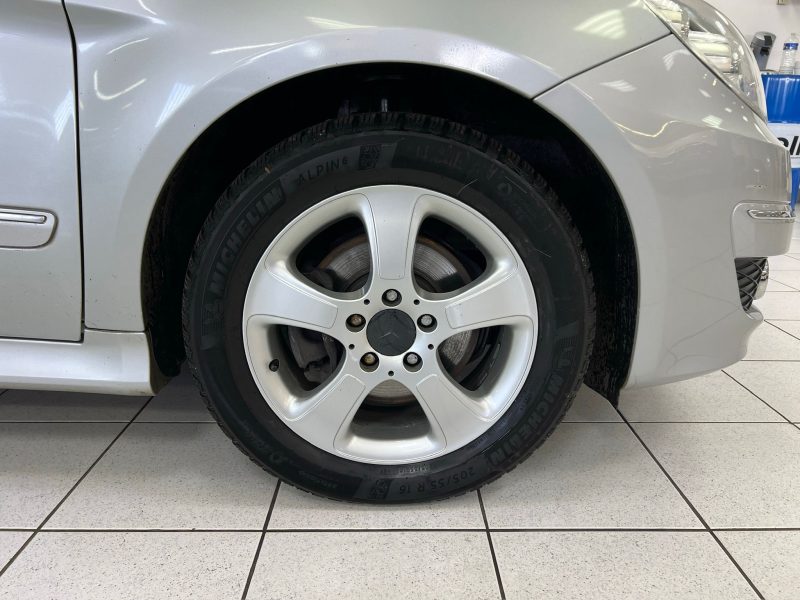 MERCEDES CLASSE B 180 CDI DESIGN