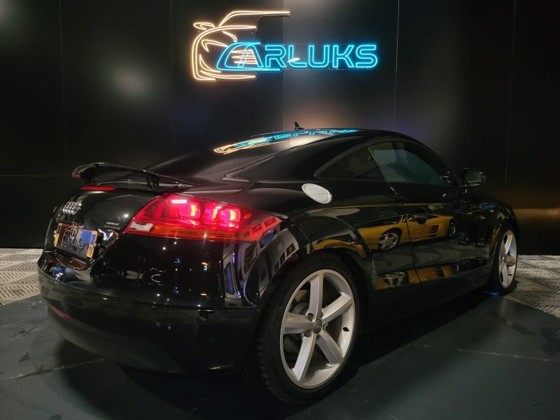 2.0 TDI quattro 170cv S-Line / PREMIERE MAIN / REGULATEUR / ALCANTARA / ENTRETIEN COMPLET