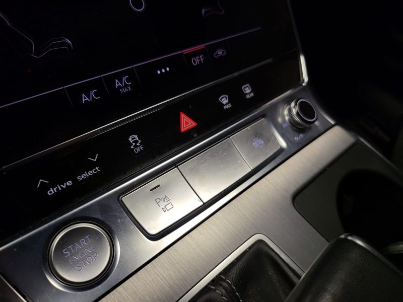 AUDI A6 C8 Avant 40 TDI Hybrid 204cv S LINE /TOIT OUVRANT+ATTELAGE+SIEGE ELECTRIQUE A MEMOIRE/