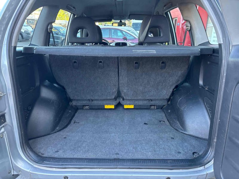 TOYOTA RAV 4 II 2004