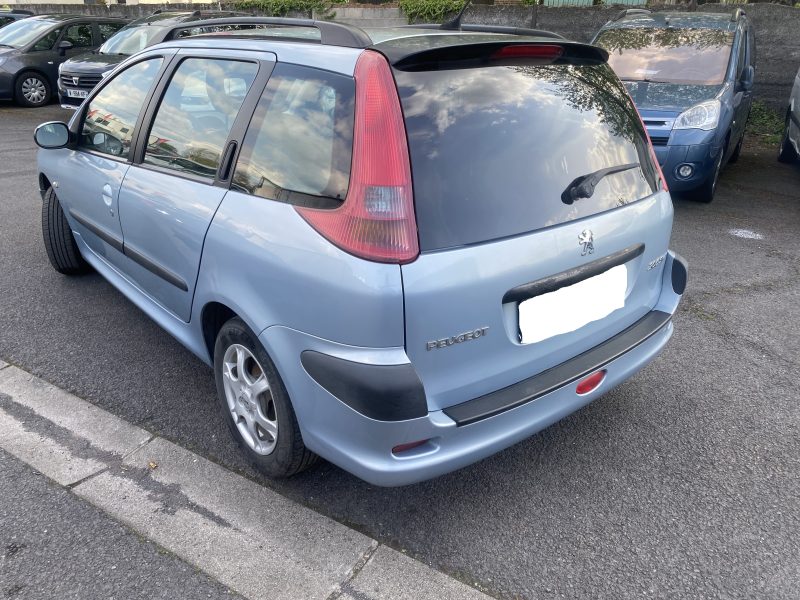 PEUGEOT  206 SW  2019