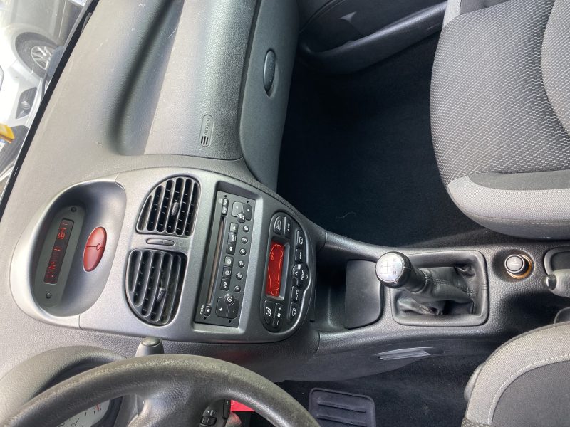 PEUGEOT  206 SW  2019