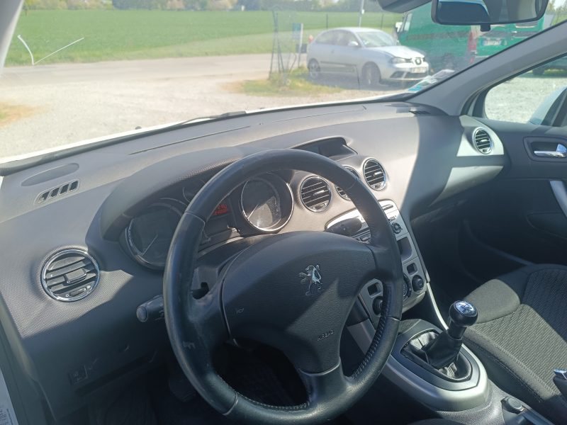 PEUGEOT 308 SW I 2010