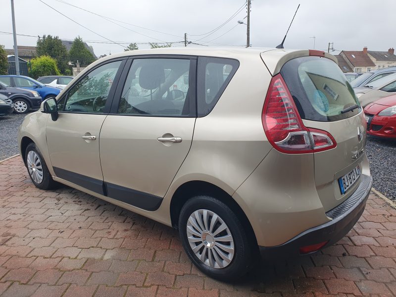 RENAULT SCÃNIC III 2011