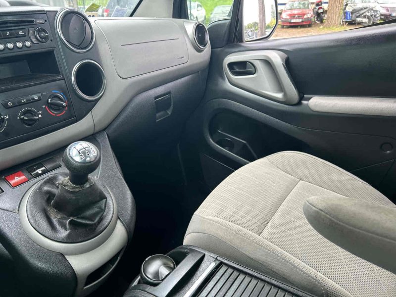 PEUGEOT PARTNER TEPEE 2009