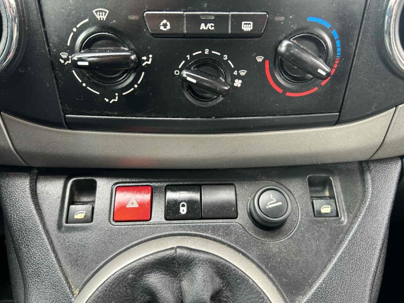 PEUGEOT PARTNER TEPEE 2009