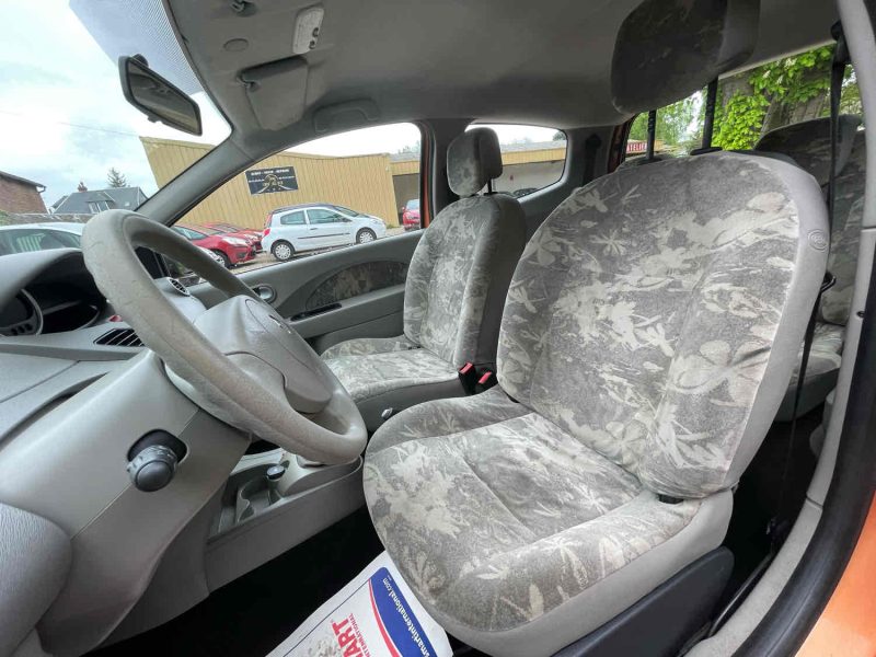 RENAULT TWINGO II 2008 1.2 16V 76cv