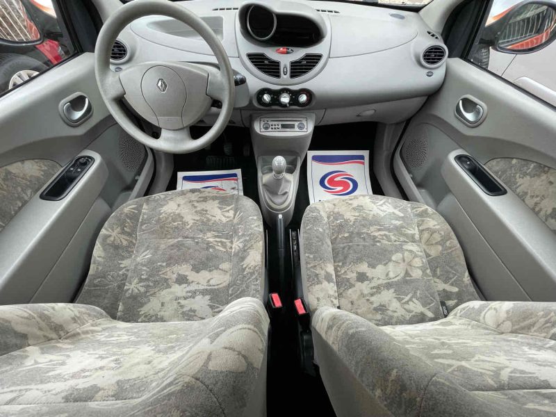 RENAULT TWINGO II 2008 1.2 16V 76cv