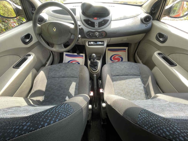 RENAULT TWINGO II 2008 1.2 58cv