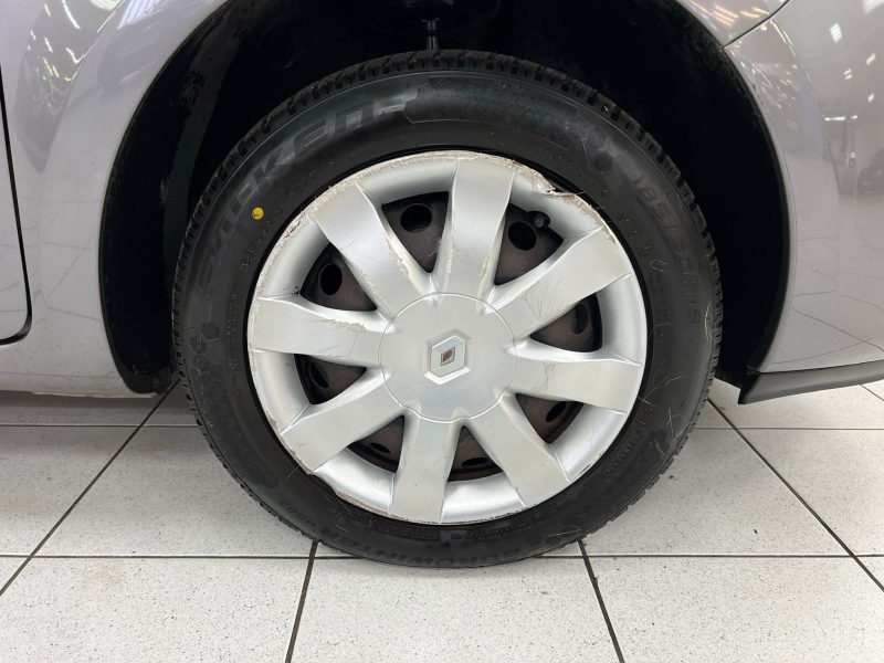 RENAULT CLIO III ESTATE 1.5 dCi 68cv OVALIE